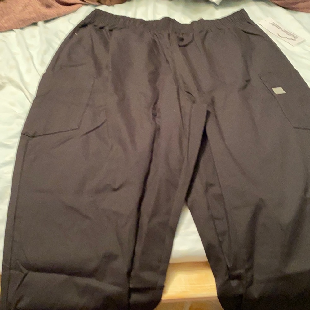 Scrub pants